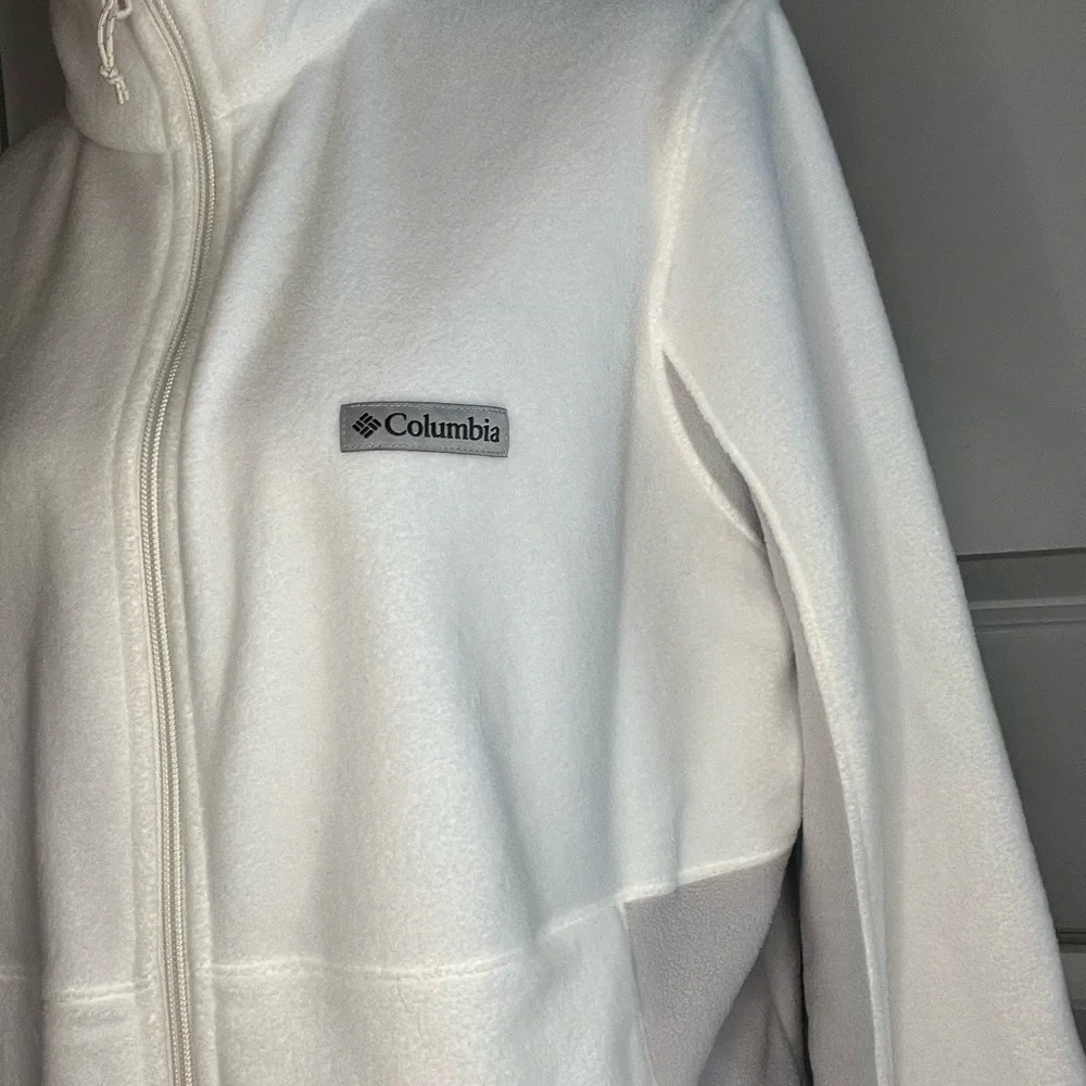 Columbia Full Zip Fleece Jacket, Cream/Gray, Size XXL - Picture 3 of 8
